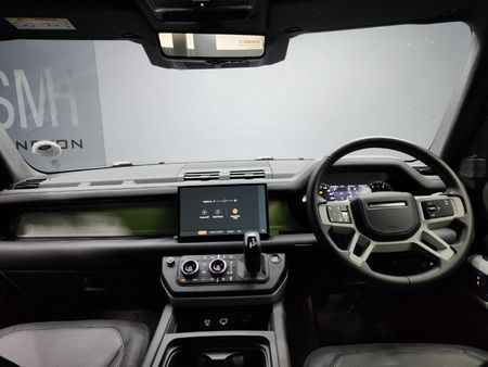 2023-Land-Rover-Defender-90-D300-SE-X-Dynamic-221kW_12