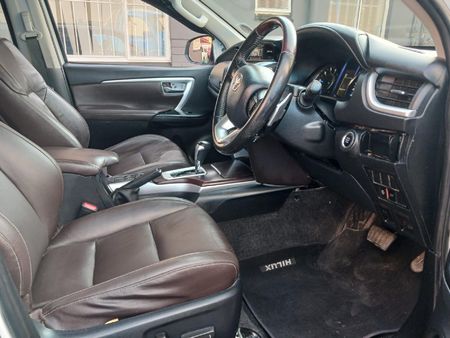 2021-Toyota-Fortuner-28-GD-6-Raised-Body-Auto_9