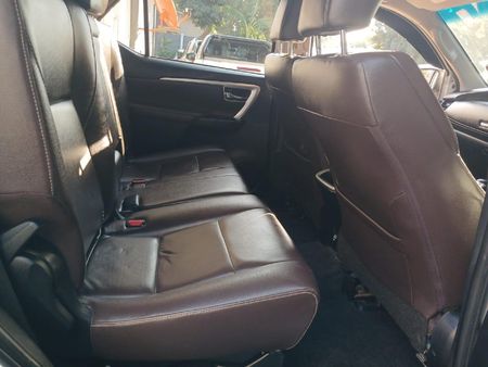 2021-Toyota-Fortuner-28-GD-6-Raised-Body-Auto_11