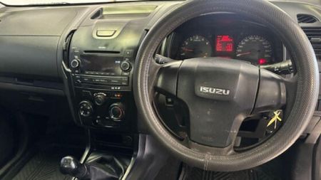 2014-Isuzu-KB-250-D-Teq-LE-4x4-Single-Cab_10