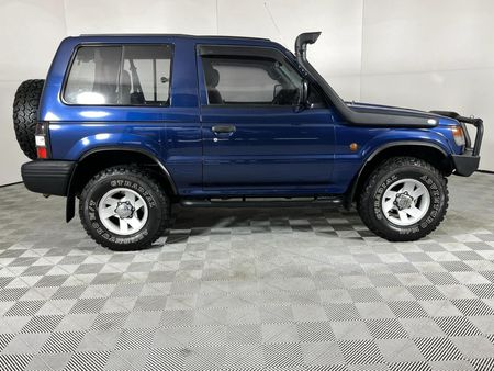1997-Mitsubishi-Pajero-3000-GLX-SWB_4