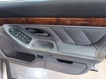 1998-BMW-7-Series-740i-Auto_9