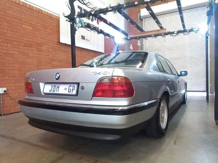 1998-BMW-7-Series-740i-Auto_7