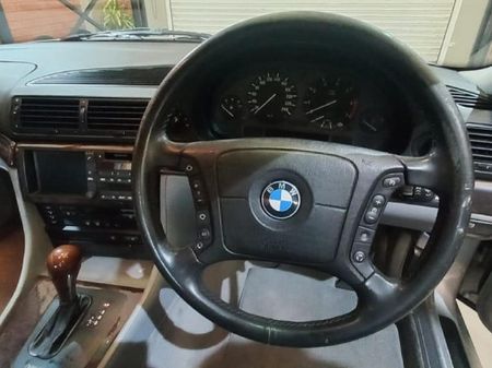 1998-BMW-7-Series-740i-Auto_8
