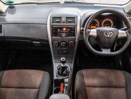 2019-Toyota-Corolla-Quest-16-Plus_1