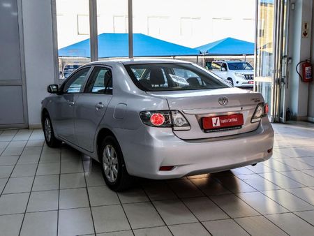 2019-Toyota-Corolla-Quest-16-Plus_3