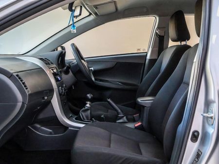 2019-Toyota-Corolla-Quest-16-Plus_8