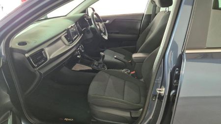 2020-Kia-Rio-14-EX-5-dr_9
