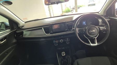 2020-Kia-Rio-14-EX-5-dr_16