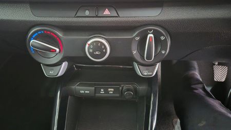 2020-Kia-Rio-14-EX-5-dr_20