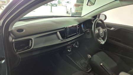 2020-Kia-Rio-14-EX-5-dr_8