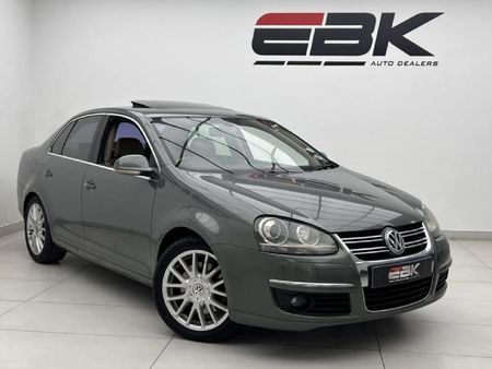 2007-Volkswagen-Jetta-20-FSI-Sportline_0
