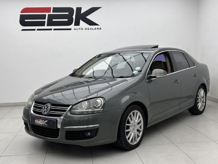 2007-Volkswagen-Jetta-20-FSI-Sportline_2