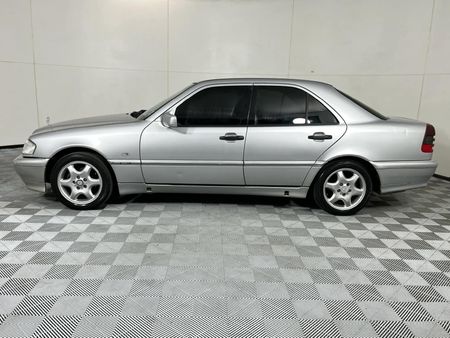 1999-Mercedes-Benz-C-Class-C-230-Kompressor-Sport_12