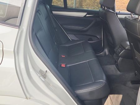 2015-BMW-X3-xDrive28i-M-Sport_2