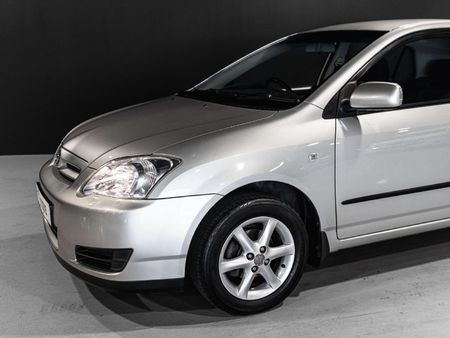 2005-Toyota-RunX-140i-RS_12