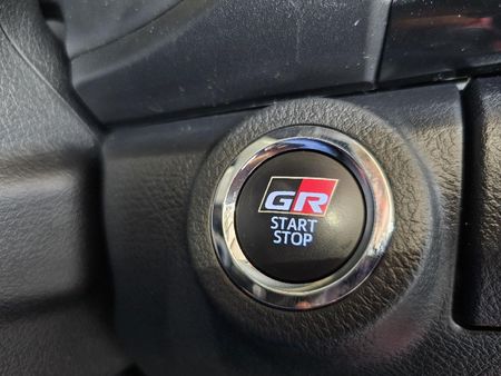 2022-Toyota-Hilux-28-GD-6-GR-S-4x4-Auto-Double-Cab_26