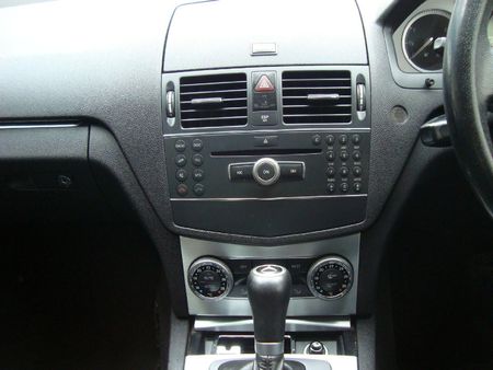 2008-Mercedes-Benz-C-Class-C-350-Elegance-Auto_12