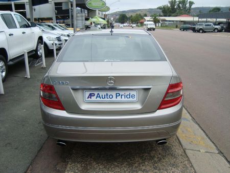 2008-Mercedes-Benz-C-Class-C-350-Elegance-Auto_4
