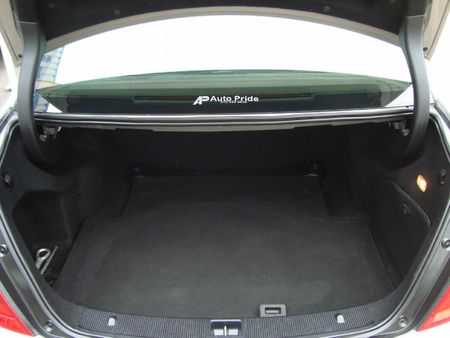 2008-Mercedes-Benz-C-Class-C-350-Elegance-Auto_5