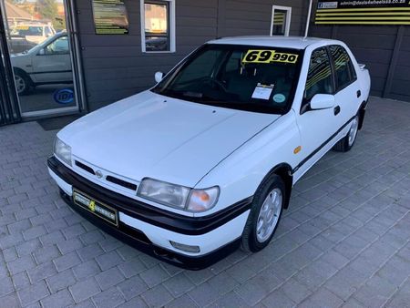1993-Nissan-Sentra-200-STi_1