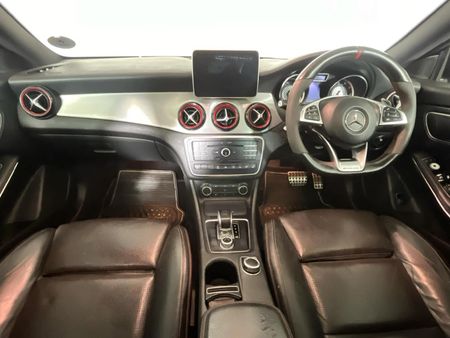 2017-Mercedes-AMG-CLA-45-AMG_1