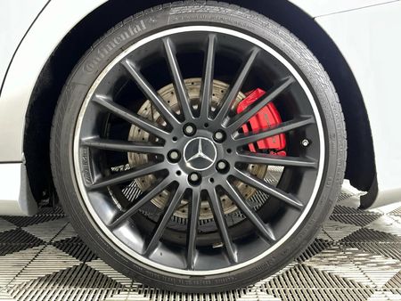 2017-Mercedes-AMG-CLA-45-AMG_6