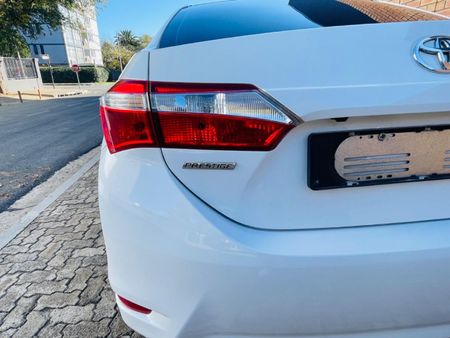 2020-Toyota-Corolla-Quest-18-Prestige-Auto_9