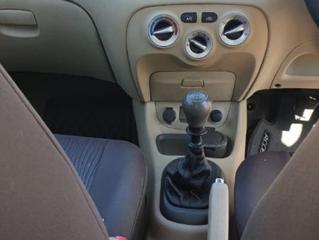 2009-Hyundai-Accent-16-GLS_13