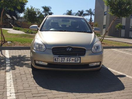 2009-Hyundai-Accent-16-GLS_1