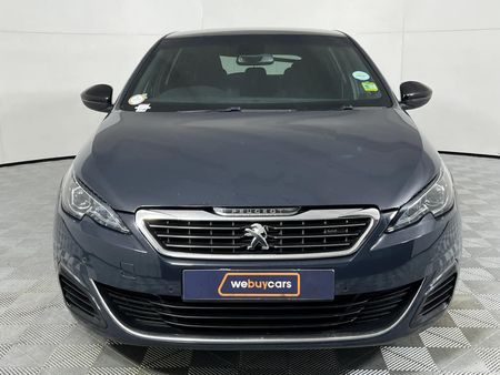 2016-Peugeot-308-16e-THP-GT-5-dr_10