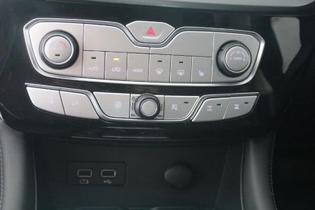 2024-GWM-P-Series-20-TD-Double-Cab-LTD-4x4_12