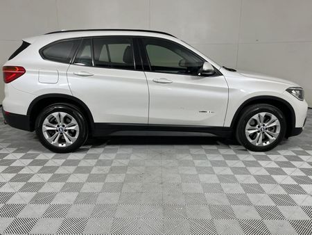 2017-BMW-X1-sDrive20d-Auto_15