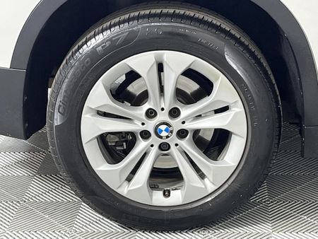 2017-BMW-X1-sDrive20d-Auto_6