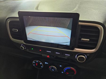 2023-Hyundai-Venue-10-TGDI-Fluid_11