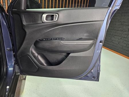 2023-Hyundai-Venue-10-TGDI-Fluid_6