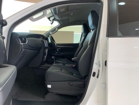 2026-Toyota-Fortuner-24-GD-6-RB-Auto_7
