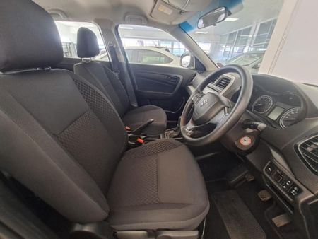 2022-Suzuki-Vitara-Brezza-15-GL-Auto_5