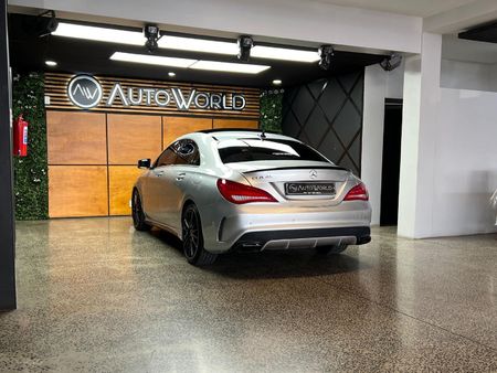 2015-Mercedes-AMG-CLA-45-AMG_8