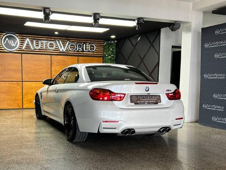 2016-BMW-M4-Convertible-Auto_8