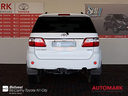 2010-Toyota-Fortuner-30-D-4D-Raised-Body-4x4_7