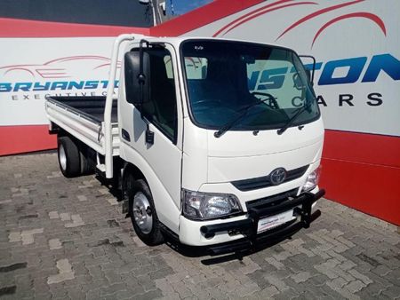 2021-Toyota-Dyna-150_0
