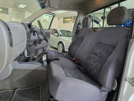 2005-Isuzu-KB-250Dc-Single-Cab_7