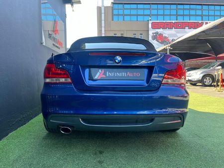 2010-BMW-1-Series-120i-Convertible-M-Sport_3
