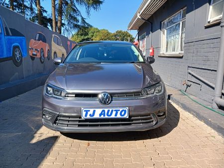 2022-Volkswagen-Polo-10-TSI-Comfortline_1