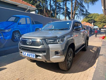 2022-Toyota-Hilux-24-GD-6-Raised-Body-Raider-Auto-Double-Cab_0
