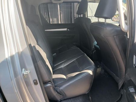 2022-Toyota-Hilux-24-GD-6-Raised-Body-Raider-Auto-Double-Cab_9
