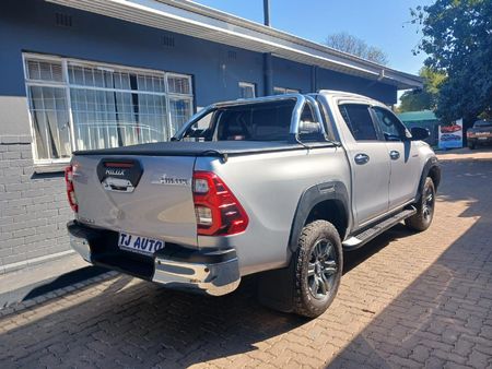 2022-Toyota-Hilux-24-GD-6-Raised-Body-Raider-Auto-Double-Cab_4