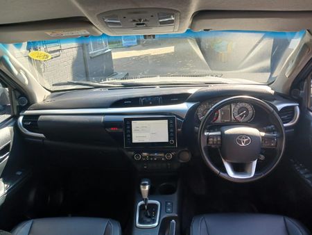 2022-Toyota-Hilux-24-GD-6-Raised-Body-Raider-Auto-Double-Cab_6