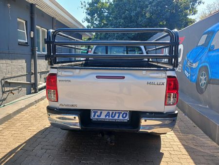 2021-Toyota-Hilux-24-GD-6-Raised-Body-Raider-Auto-Single-Cab_5